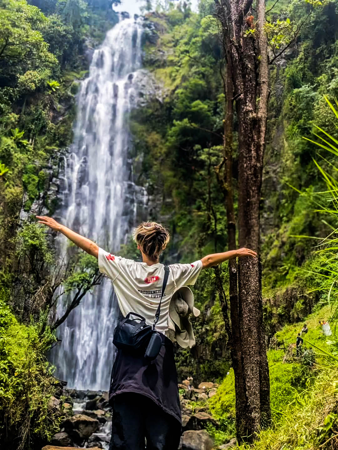 Day 1 - Arrival & Village Discovery