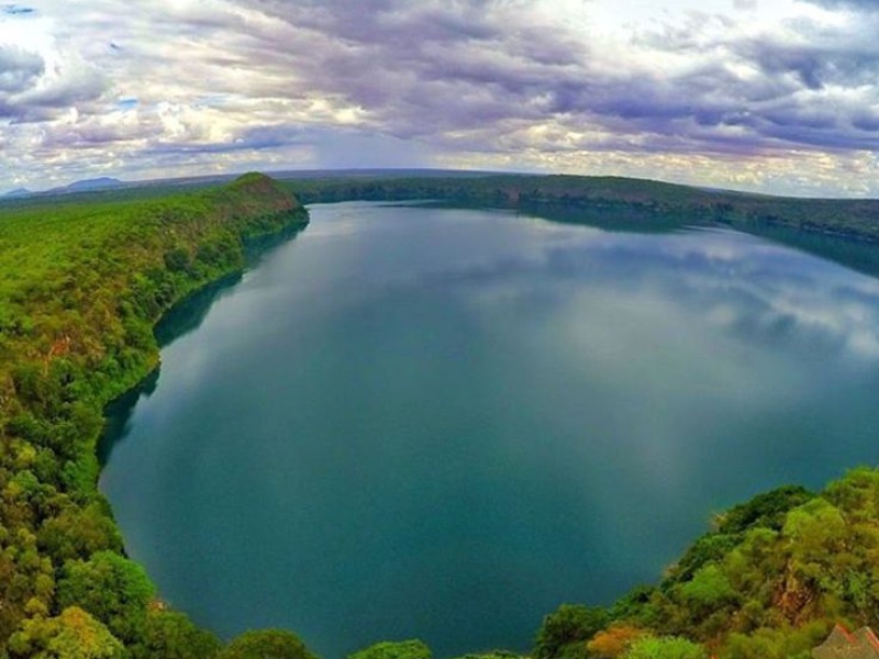 Lake Chala Day Tour: Serenity at the Edge of the Crater